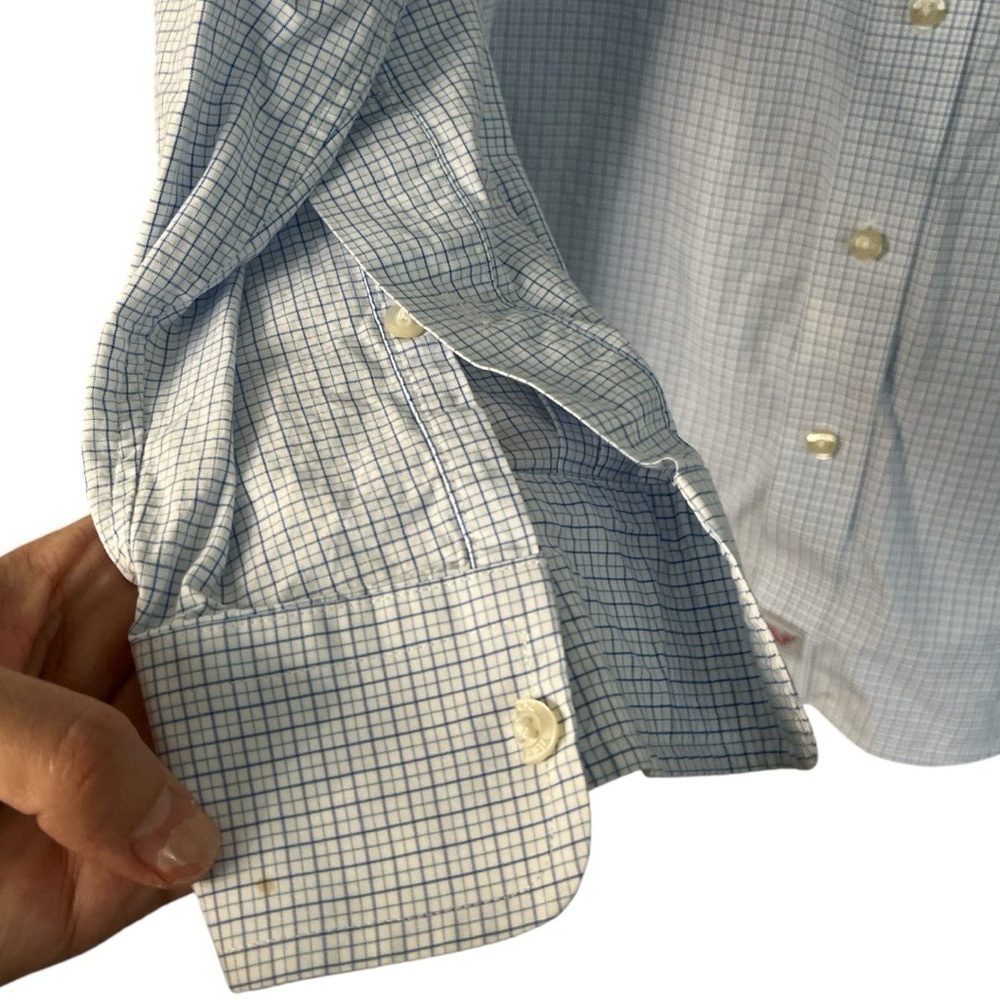 Vineyard Vines 100% cotton white -blue checkered down shirt size M GUC B-2 - Picture 5 of 7